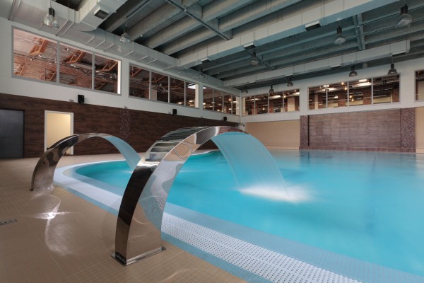 Fitness M�yn - basen
